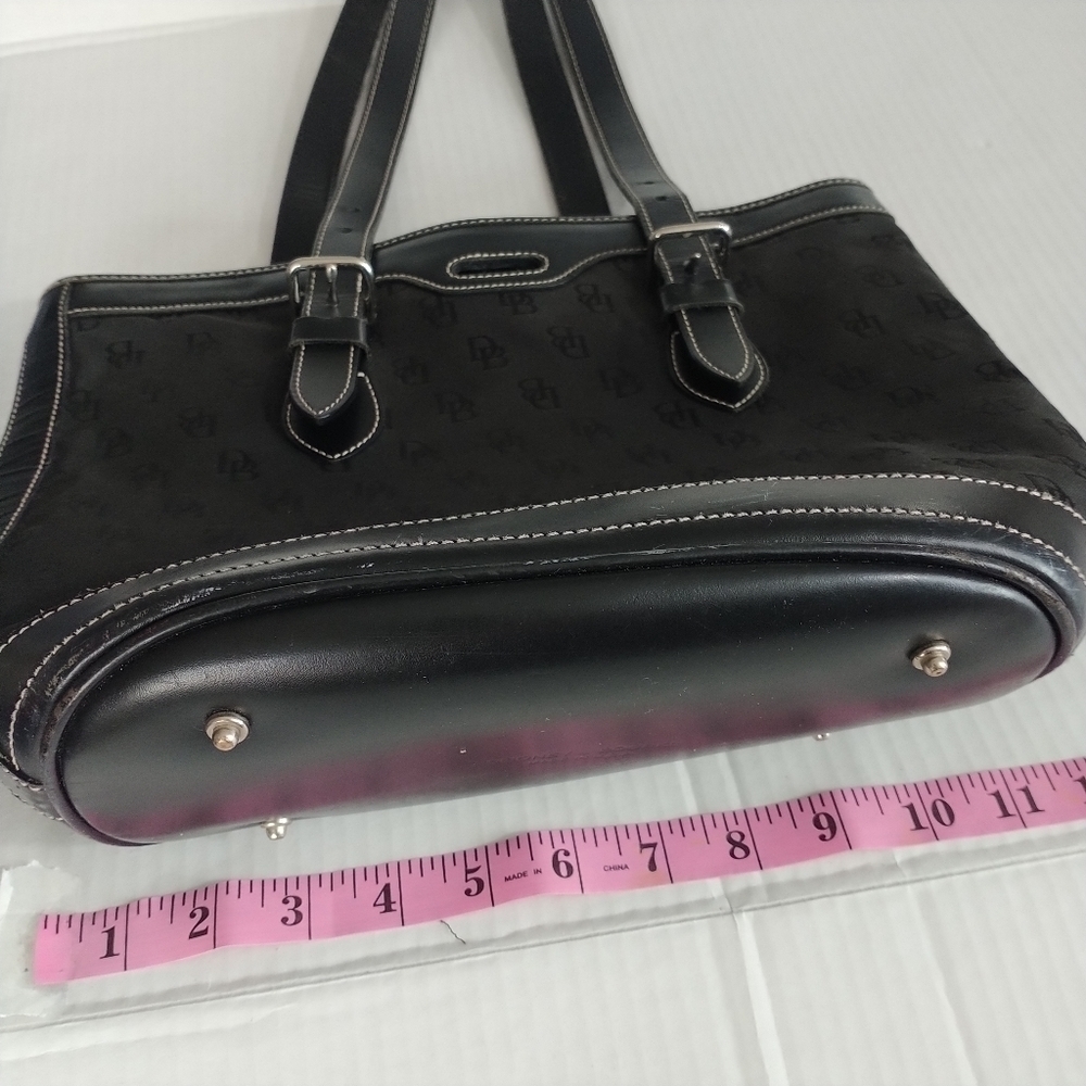 Dooney and Bourke Vintage Cabriolet Bucket Bag Black - Picture 14 of 14
